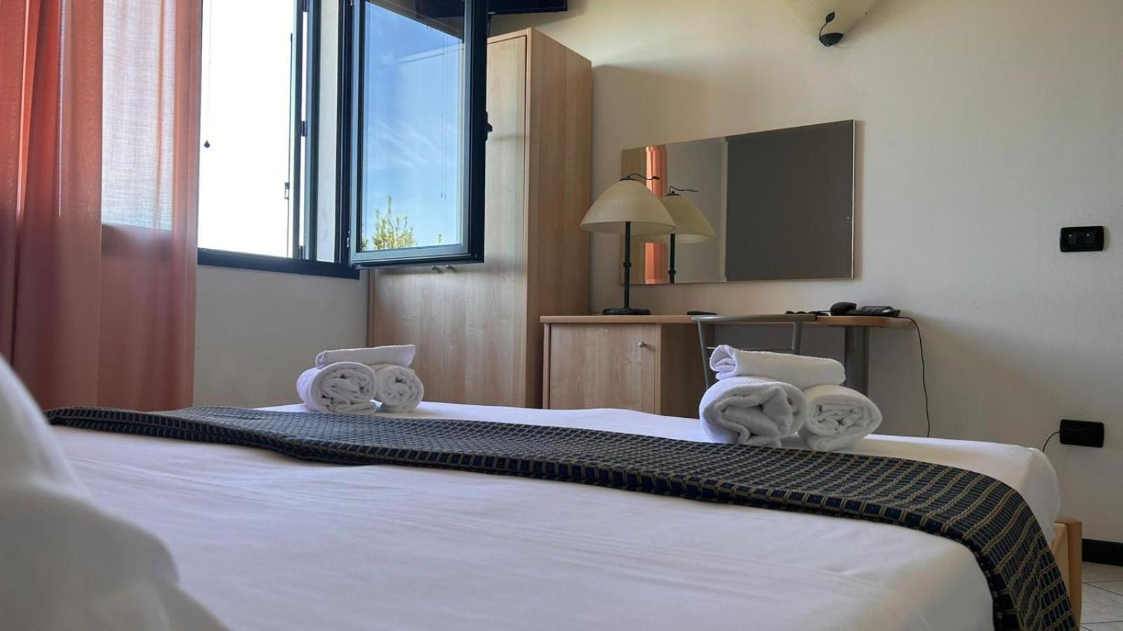 Hotel Gran Delta Di Alba-Invest Srl Rosolina Exteriér fotografie