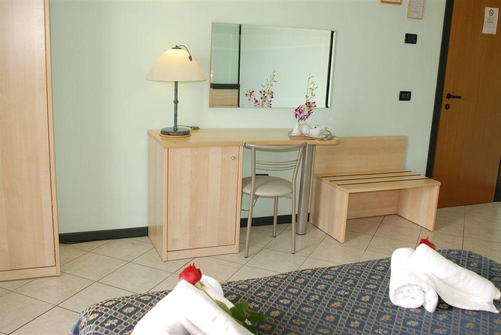 Hotel Gran Delta Di Alba-Invest Srl Rosolina Exteriér fotografie
